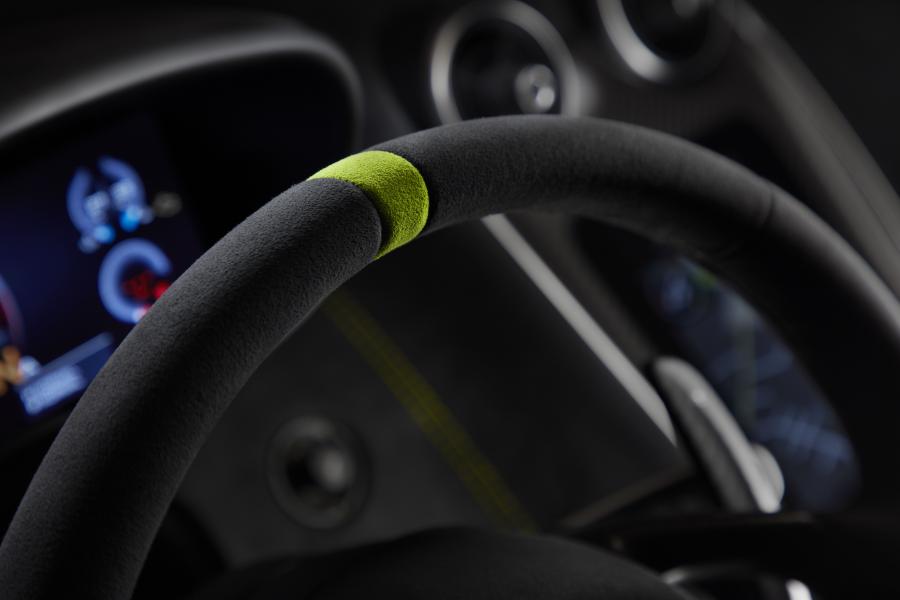 Детали интерьера McLaren MSO 600LT Spider 2019 года  (WW) (фото 10 из 11)